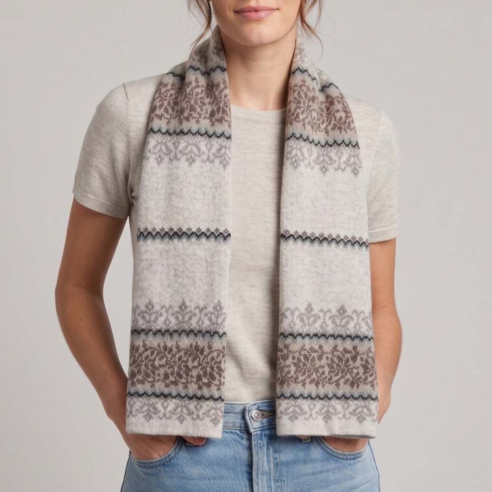 Double Thickness Wool Blend Felted Scarf Soft Gray Cream Pattern 6" x 54"